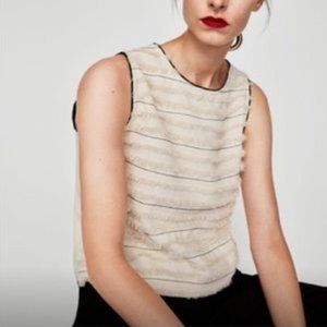 Zara basic collection ivory fringe detail and black trim top size Medium